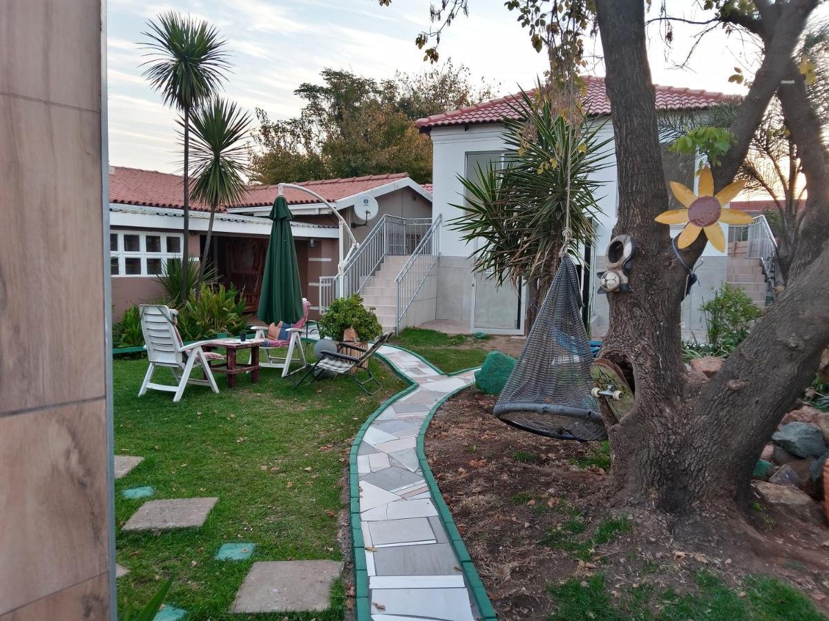 Dante Guest House Alberton Exterior foto